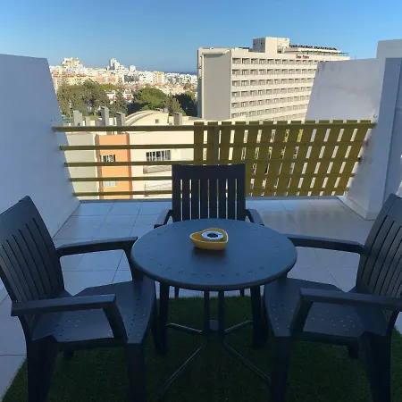 ゲストハウス Penthouse *